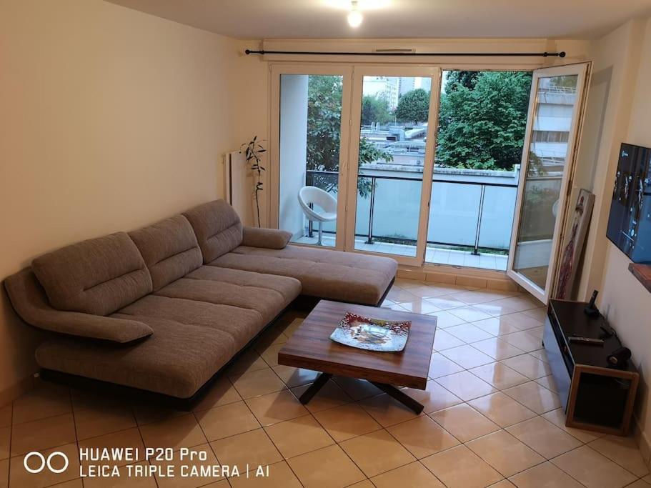 Spacieux 3 Pieces Sur Jardin Ivry-sur-Seine Zewnętrze zdjęcie